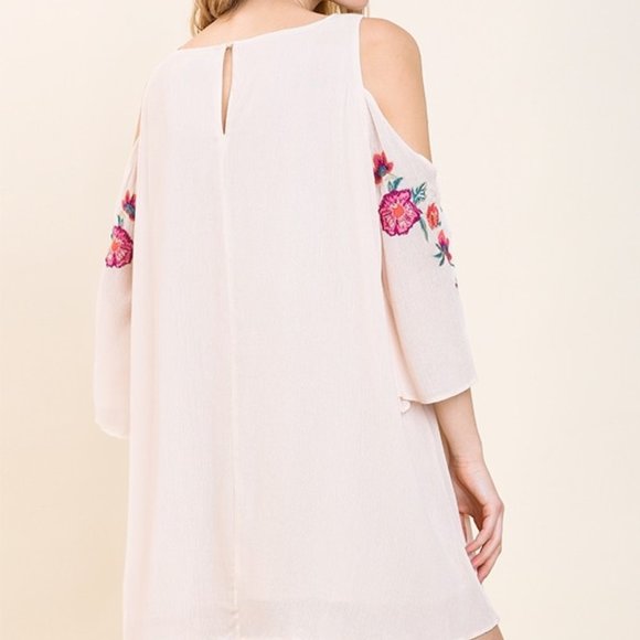 Swing Dress UMGEE , A-Line, Cold Shoulder, Embroidered - Picture 13 of 14